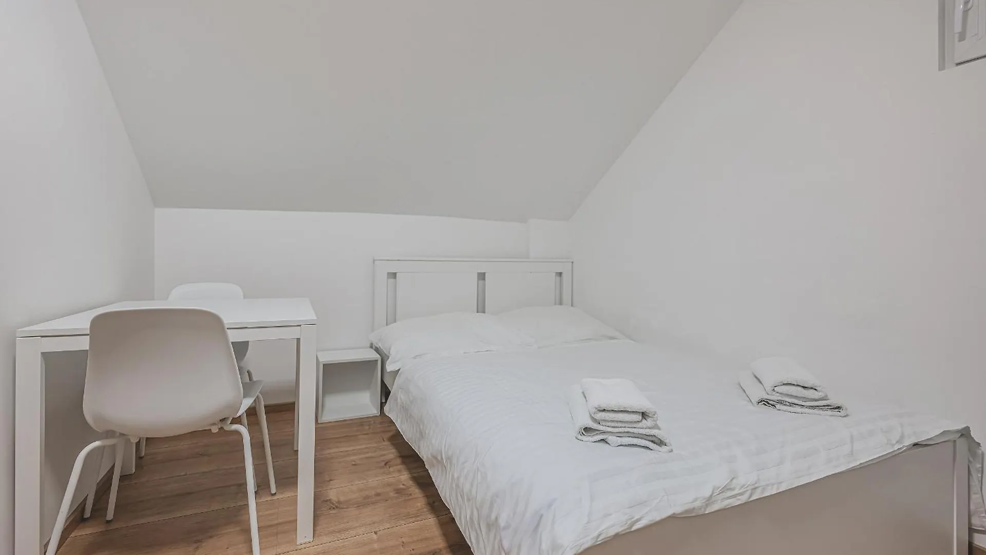 דירות Flat Near Prague Castle Stylish & Prime Location 8